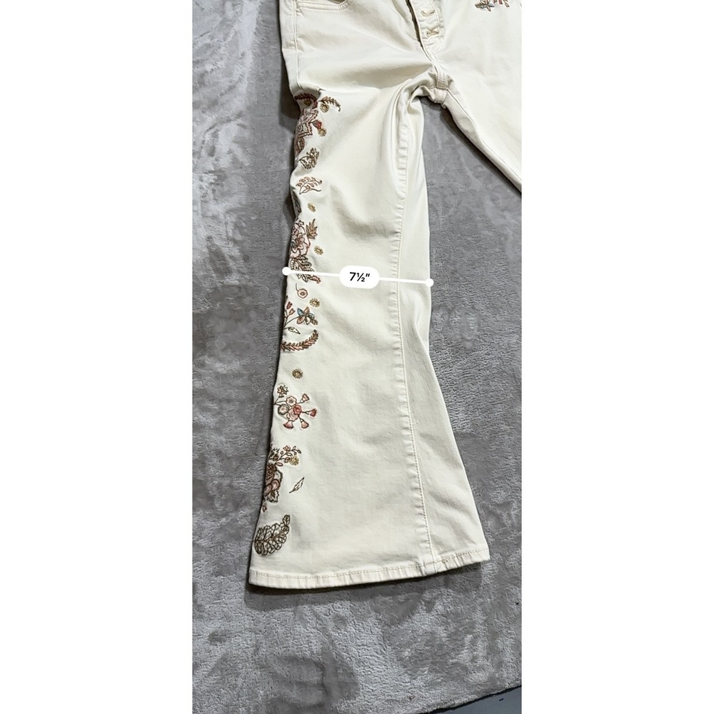 American Eagle Festival Flare Pants Women Size 6‎ Cream Embroidered Denim EUC - Picture 4 of 11